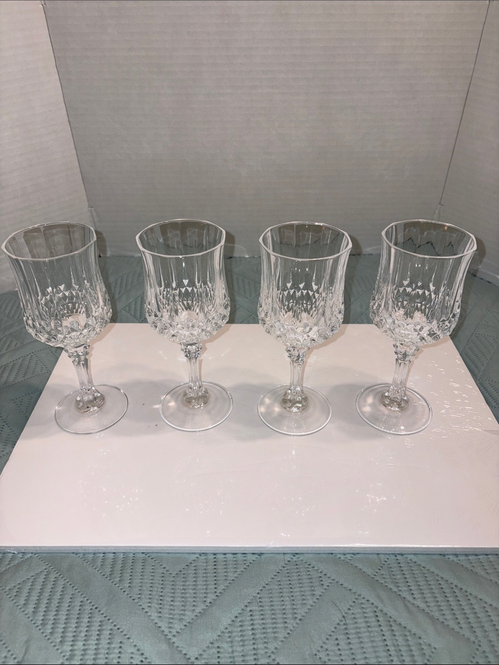 Cristal D’Arques Longchamp Wine Glasses 7.5 oz 7” High Set of Four